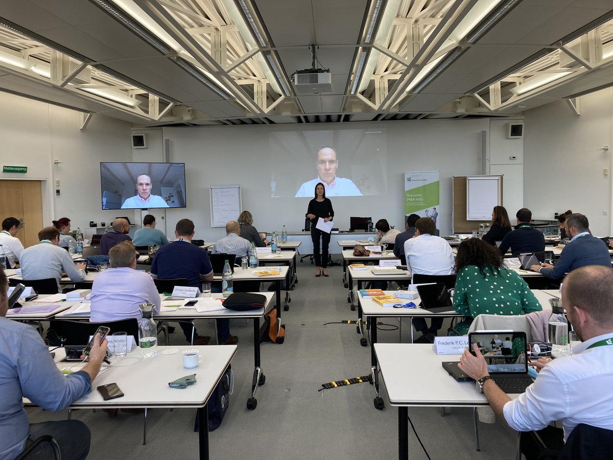 embahsg's tweet photo. Business Transformation Challenge! Last week, the International EMBA 8 participants enjoyed the Business Transformation course led by Prof. Dr. Karolin Frankenberger and courageously presented their real cases to a jury, comprised of top executives. https://t.co/GWo8pqEIdq