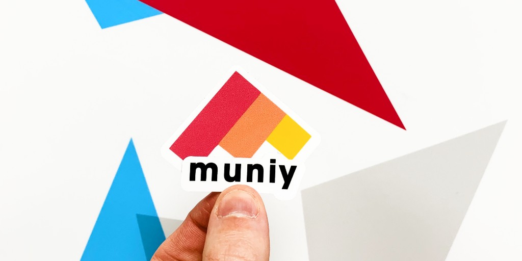 stkrs's tweet image. Turn your design into an awesome sticker to stick on your phone, laptop, notepad, wall, door or even yourself! Head to stkrs.co.uk now and get sticky! 😁
#stkrs #brandeverything #business #tech #digital #print #design #stickers #artist #art #startups #merch