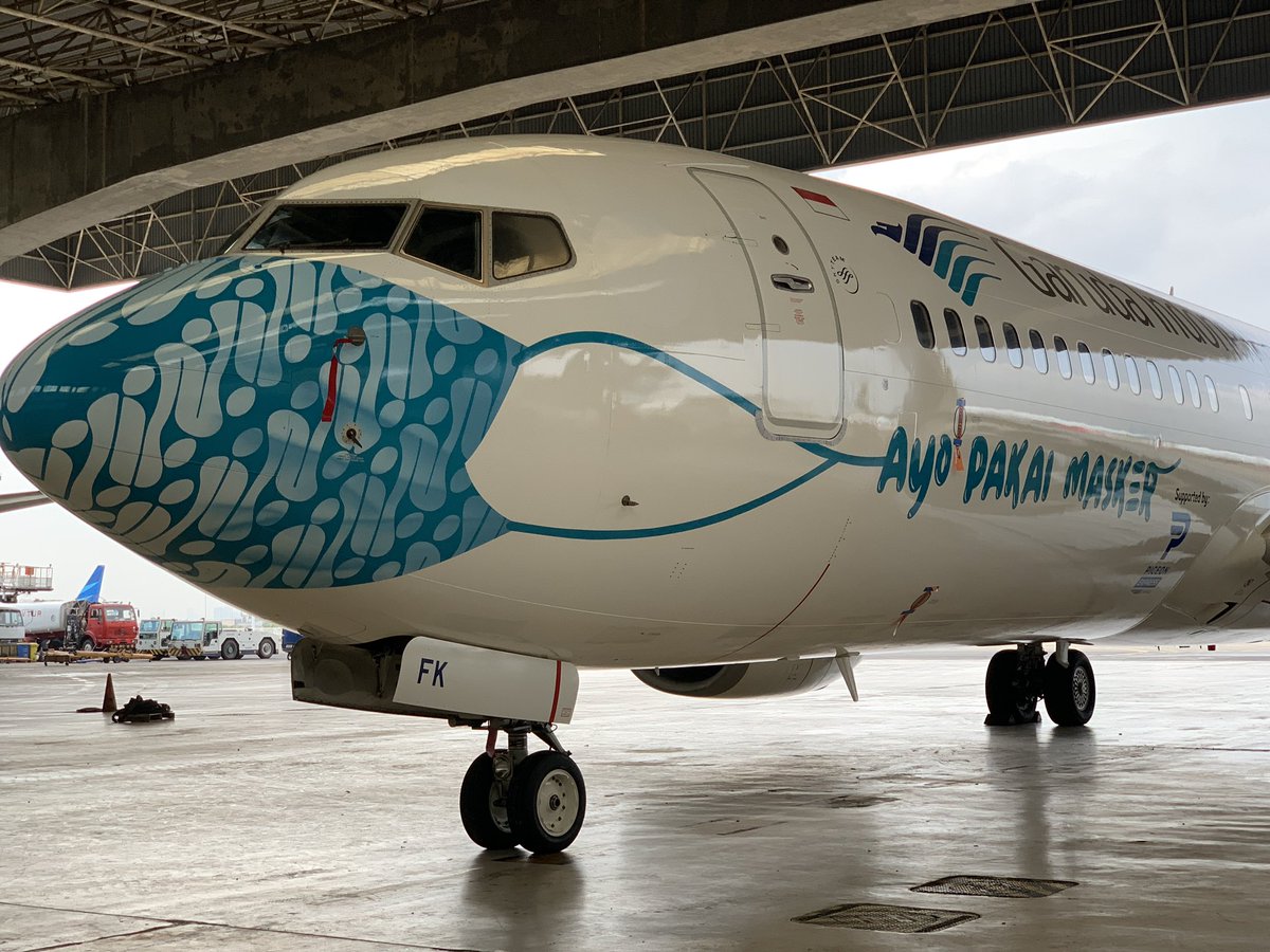 IndonesiaGaruda's tweet photo. 20 Oktober 2020. Inilah desain pemenang fase ke-2 dari kompetisi #FlyYourDesignWithGA karya Helena Calista dengan konsep “Terbang Tinggi dan Tetap Terlindungi” #AyoPakaiMasker #GALiveReport @GMF_AeroAsia https://t.co/sj0RAibEh7