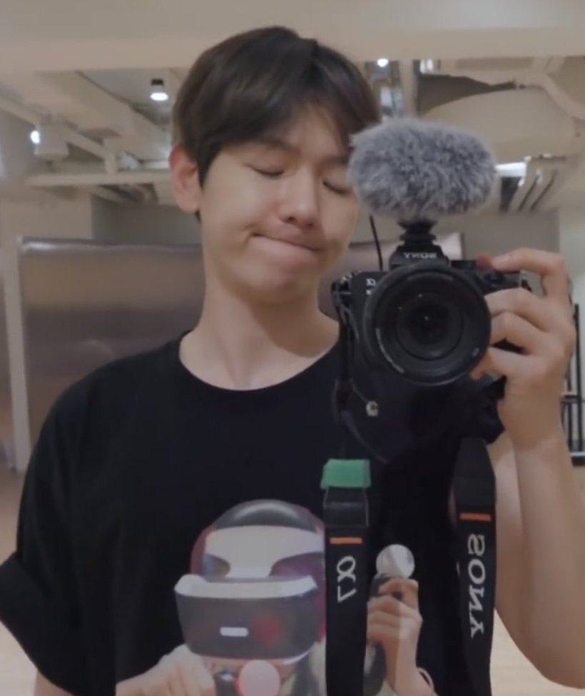 xunonme's tweet photo. look at baekhyun omo 🥺 https://t.co/fxNiEALUDK