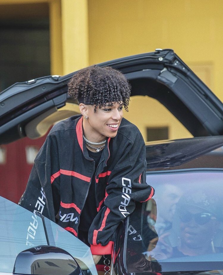 soli💕 (@thicki_nicky) | Twitter