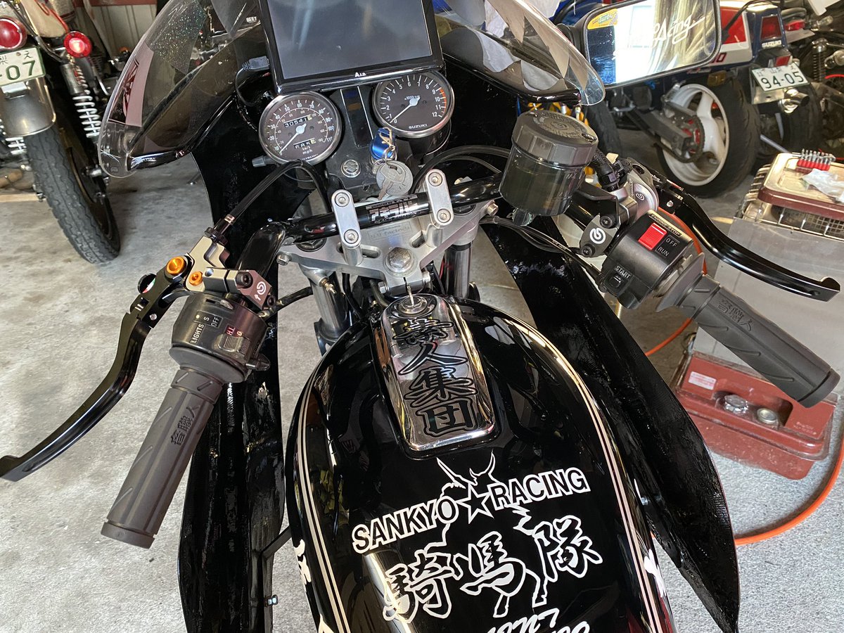 アキラハン ブラックエディション Y.Y-F その他 オートバイパーツ 自動車・オートバイ 非常に高い品質