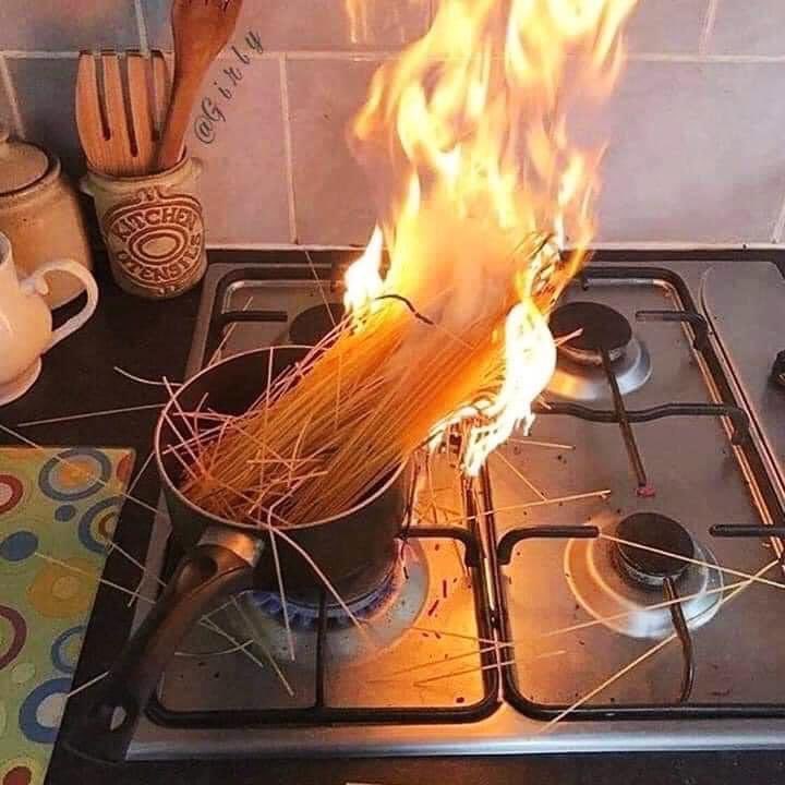 NIZARthePROTON's tweet photo. Some ppl: can’t wait for #MasterChefMaldives
Their kitchen ⤵️ https://t.co/72KRR1UqS9