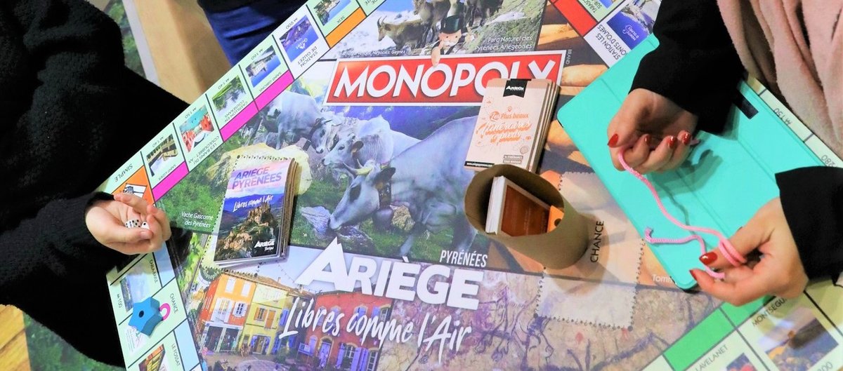 🎲À mi-chemin entre produit commercial et outil de #communication, le #Monopoly, une autre façon de promouvoir un territoire 👉 ow.ly/ZqlB50BXkU5 Exemple avec l'un des derniers en date, celui de l’@ariegeledpt #markterr #compublique