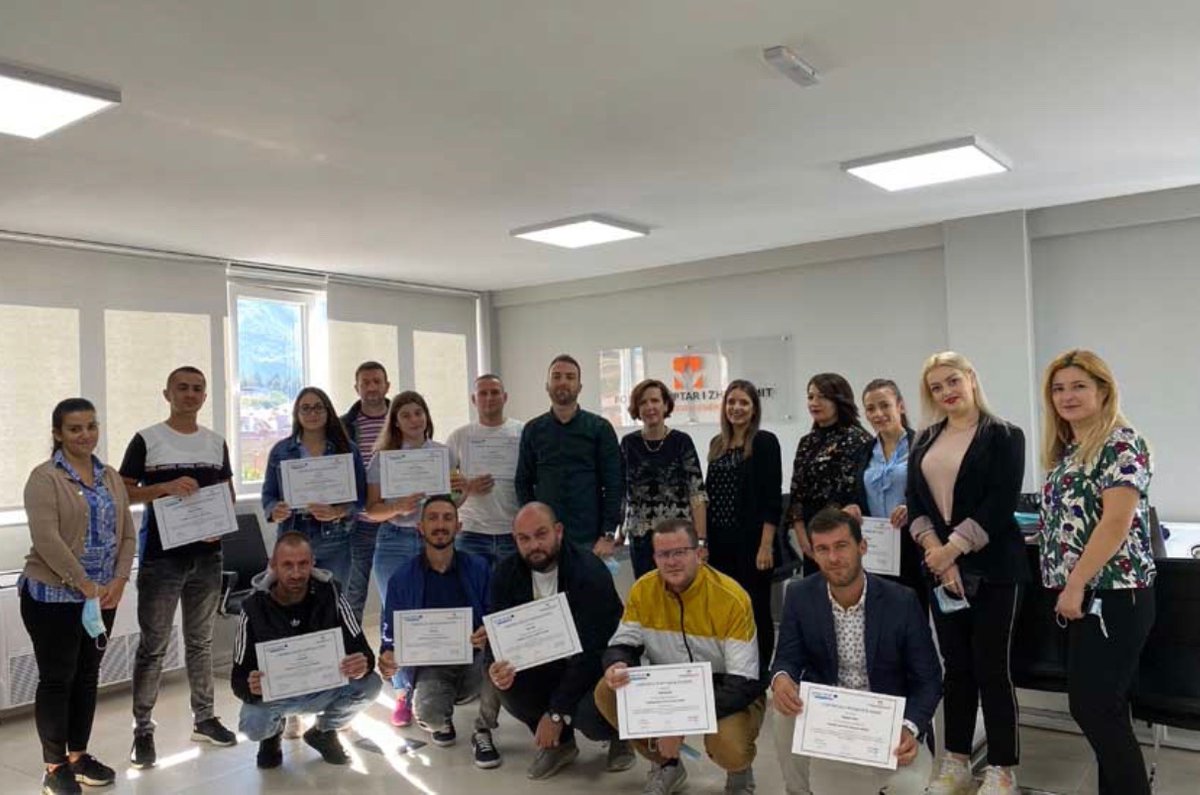 FILA_Interreg's tweet photo. FILA Project 🇦🇱🇮🇹🇲🇪 

📢 “5 days Capacity Building Activity for Innovation Brokers in Albania” was organized by Albanian Development Fund for improving the connection between research and SMEs (EIP approach). https://t.co/rrSR0o4aG1