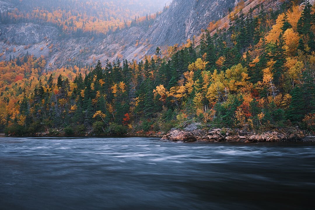 ‘A river runs through it’

Taken yesterday on the mighty Humber River! #fujifilm #xt30 #xf1680 #fallcolour