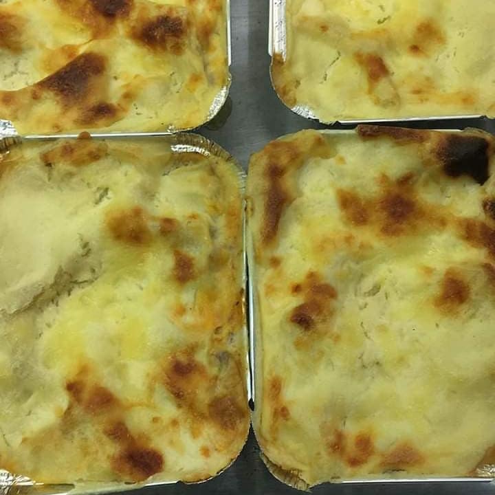 ******Take Home Freezer Fillers*****Individual portions only £3.50Family Size (feeds 6-8) £15Choose from:Cottage pieGluten Free Cottage Pie ***NEW***Lasagne Chicken curryChicken & broccoli bakePeppered chickenVegetable Bake ***NEW***