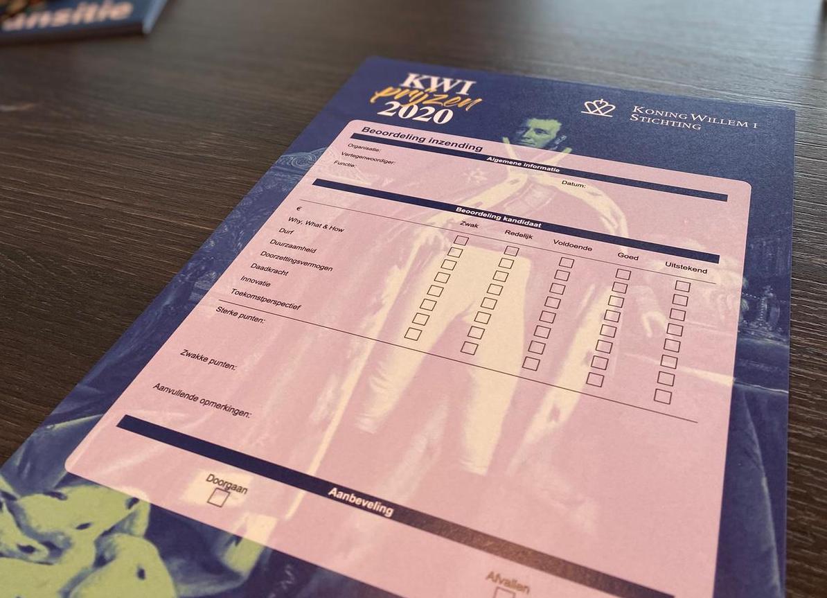 Het is bijna zo ver: de bekendmaking van de finalisten in de categorie MKB, Grootbedrijf en de Plaquette voor Duurzaam Ondernemerschap. Uit de zesendertig bedrijven gaan er negen naar de finale. Benieuwd naar meer? Lees het artikel hier: https://t.co/jlFdCuwiTz #kw1prijs https://t.co/6L5GU9uhum