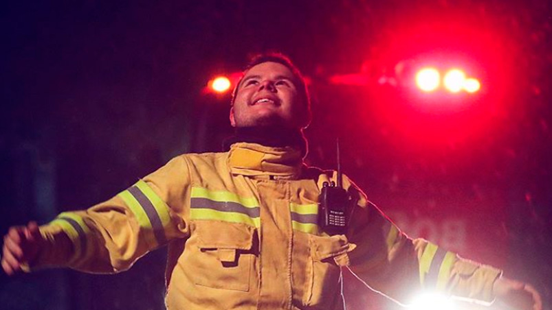 ElDoce's tweet photo. La lluvia ayudó a los bomberos a contener el fuego: no hay focos activos >> https://t.co/ploQGv1JxN https://t.co/C3BFbq0gOx