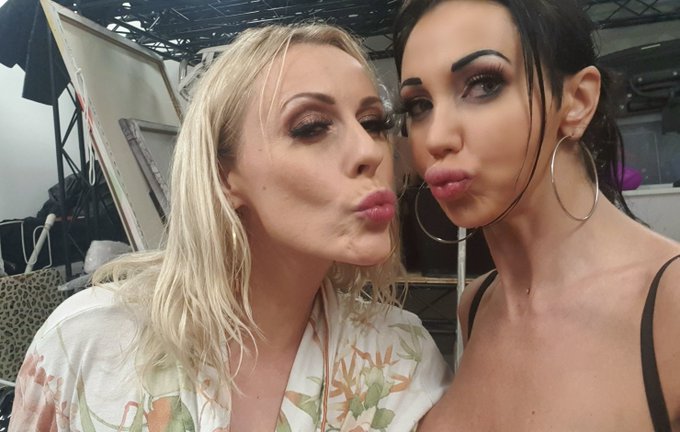 A BEAUTIFUL GIRL ... The TOP OF PORN STAR!!! THANK U @BrittanyBardot1 ! I'm looking forward hearing U