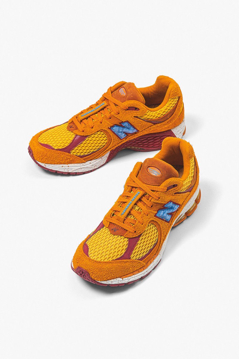 snkr_twitr's tweet photo. ONLINE RAFFLE: Salehe Bembury x New Balance 2002R open via @hbx 

https://t.co/F8f3XHir88

#AD https://t.co/VREd6L06Jt