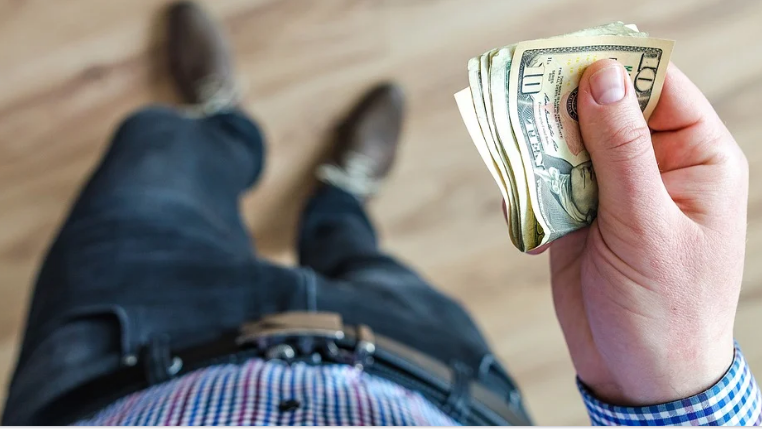 FortuneMaking's tweet image. Want to increase your income streams? Say less! This is for you: makingfortuneonline.com/ways-of-increa…
#TuesdayThoughts #tuesdayvibes #tuesdaymood #money #MakeAWish #EndSARSImmediately #EndSarsNow #BlackLivesMatter