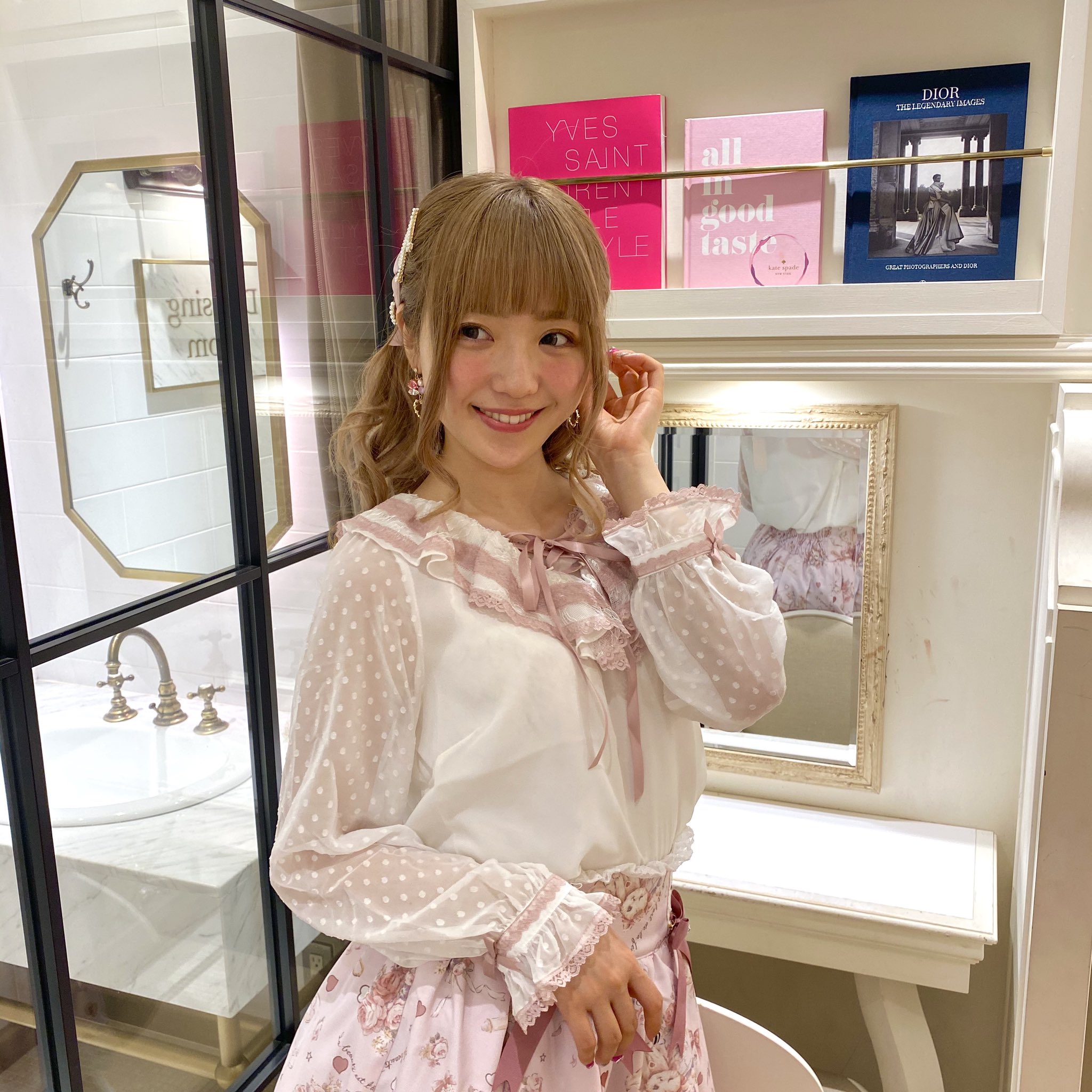 リズリサ　キャミソール　Mサイズ リズリサ キャミソール Mサイズ リズリサ キャミソール Mサイズ