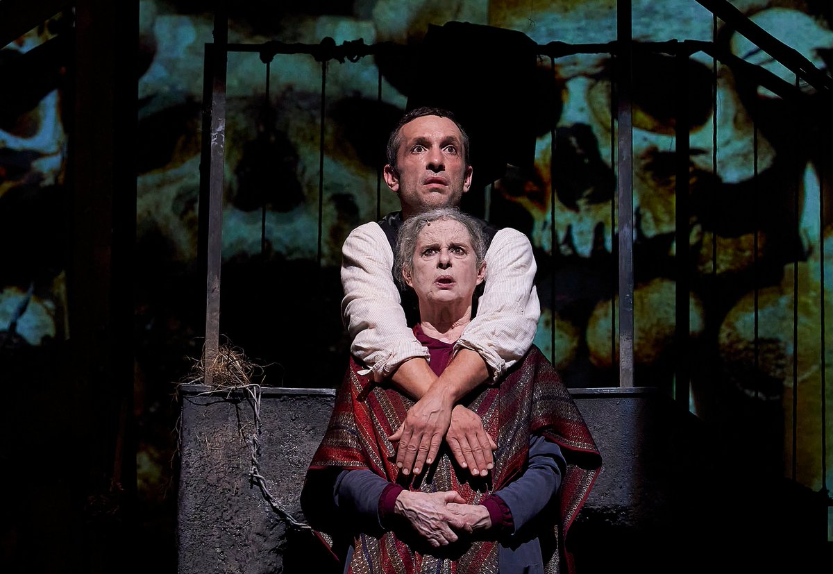 Teatre Romea (@teatre_romea) on Twitter photo Pablo Derqui i Vicky Peña arriben al <a href="/Teatre_Romea/">Teatre Romea</a> amb #PedroPáramo una història apassionant i complexa. Un univers on ressonen les veus del passat🍂 Aprofita i gaudeix ara des de 20€ si compres abans del 26/10!🎭Ho deixaràs passar? bit.ly/pedro_paramo_2… #culturasegura Pablo Derqui i Vicky Peña arriben al <a href="/Teatre_Romea/">Teatre Romea</a> amb #PedroPáramo una història apassionant i complexa. Un univers on ressonen les veus del passat🍂 Aprofita i gaudeix ara des de 20€ si compres abans del 26/10!🎭Ho deixaràs passar? bit.ly/pedro_paramo_2… #culturasegura