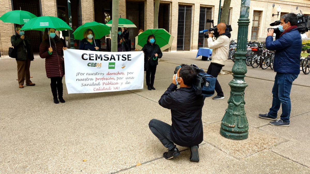 satsearagon's tweet photo. CEMSATSE ha iniciado su calendario de protesta esta mañana, piden “respeto para nuestro trabajo y nuestros pacientes” , un acto simbólico en el que se han respetado todas las medidas de seguridad. 
https://t.co/tmyoLESVNA https://t.co/NxCUQmmlmd