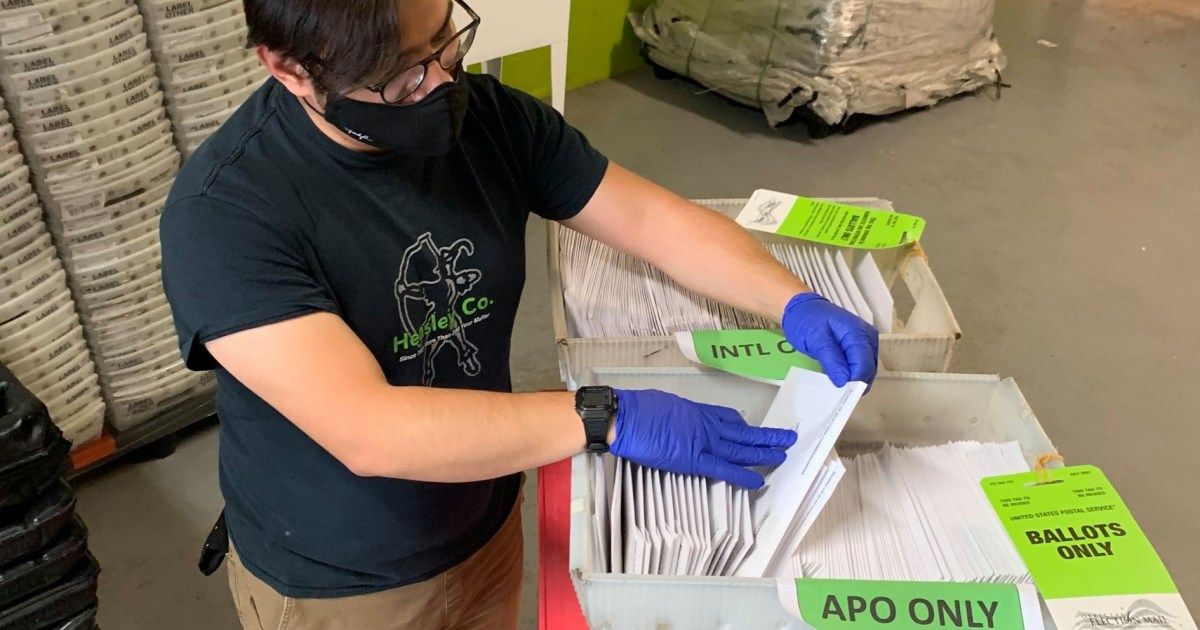 MAIL-IN VOTERS: If you haven't submitted your ballot yet, officials advise you to mail it in TODAY. Otherwise, you should drop it off at an early voting site instead of mailing it to ensure it's counted.

More info.: buff.ly/3i8joY2