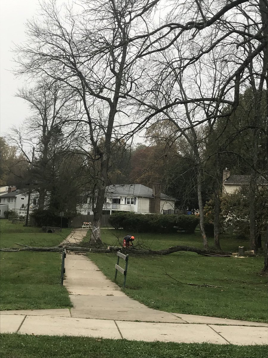 Pinewood Elementary tweet media