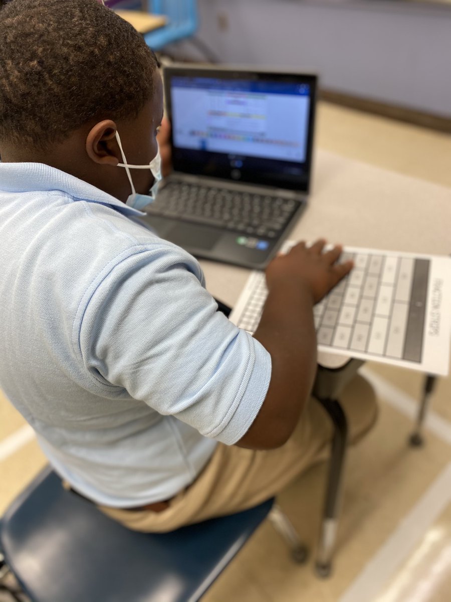 Leigha_Curry7's tweet photo. Good morning! Starting the day with Math Fluency! ➕✖️➖➗ @AlcottHISD #ReconnectSafely #ReturnSafely @TeamHISD https://t.co/6pOr5YYdrl