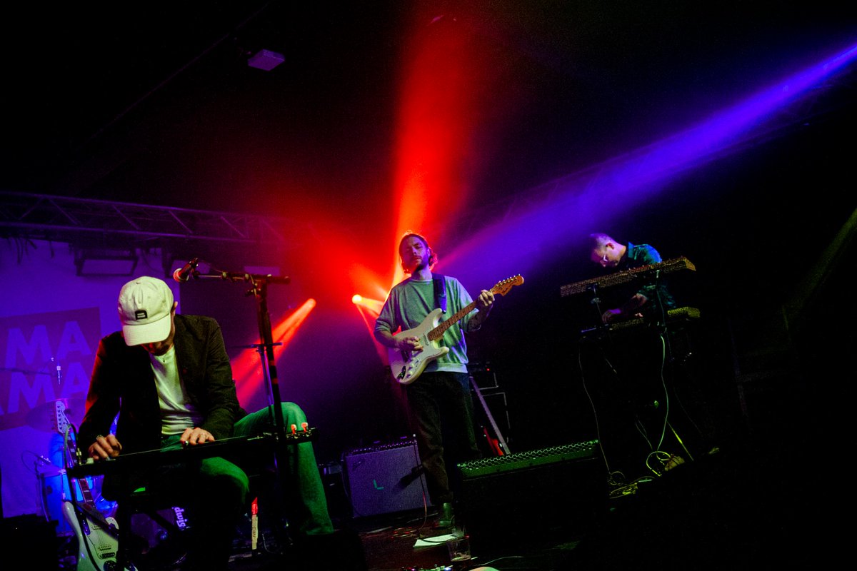 Rama Lama Records tweet media
