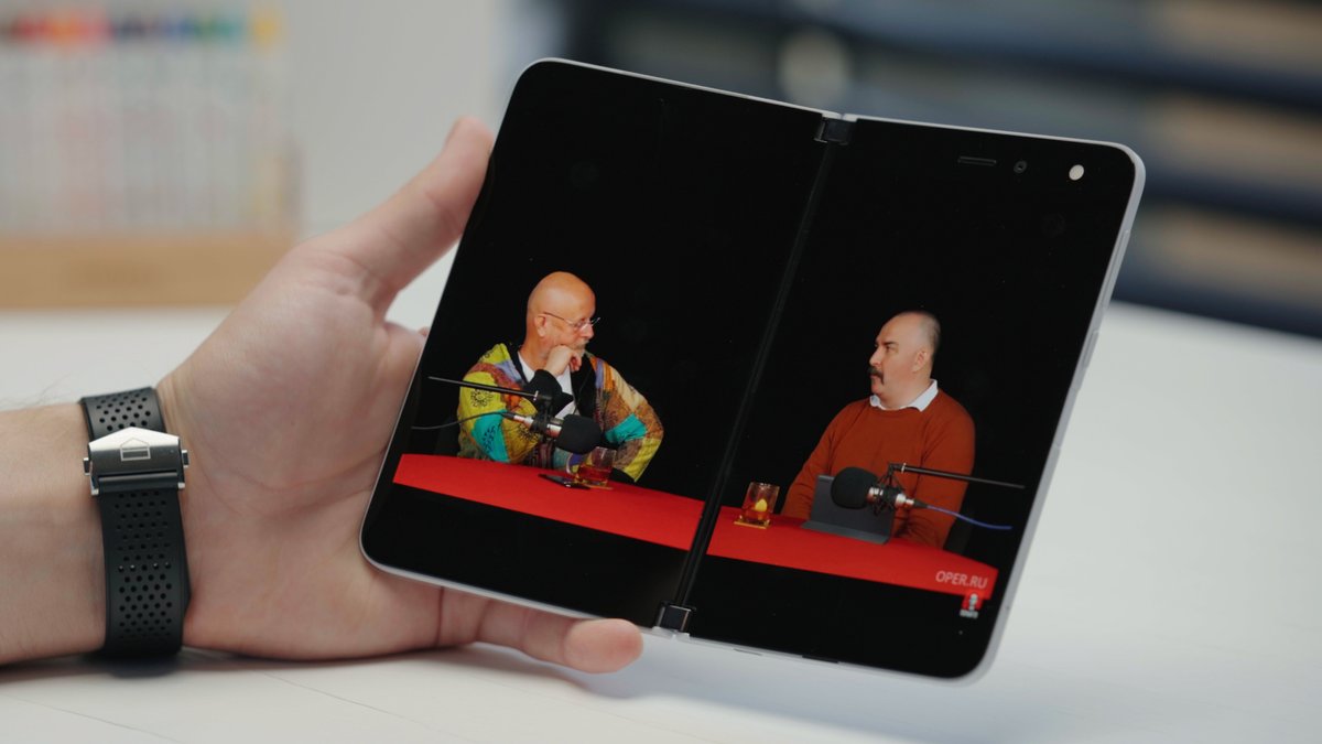 rozetked's tweet photo. Названа официальная причина создания Surface Duo. Она на картинке.

Обзор: https://t.co/XnnoU4OQBG https://t.co/xt8djyg4OT
