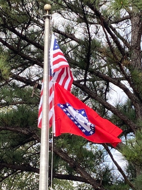 MarionMSTmagnet's tweet photo. MST would like to offer a shout out to our maintenance guys for repairing our halyard.  Also to Officer Massey and Cole Kidd for being our official flag bearers and raising our new American and State flags for our campus. https://t.co/C9cRMeCPFl