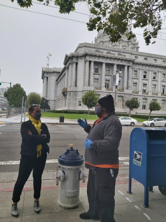 Streetplusinfo's tweet photo. Even with masks, gloves and strict Covid-19 social-distancing, Streetplus Ambassadors in the @CivicCenter are always happy to lend a friendly, helping hand. #Streetplus #CleanSafeFriendly #SFCCCBD https://t.co/OSumZmgi22