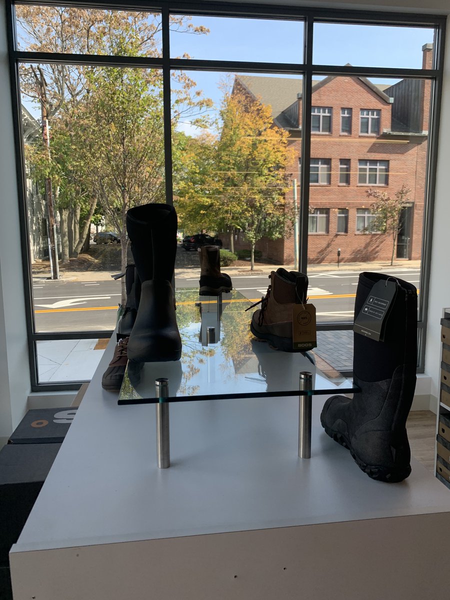 Form_and_Place's tweet image. Congratulations to The Barn on the Grand Opening of their new location in Newtonville!  #retail #newton #teamwork