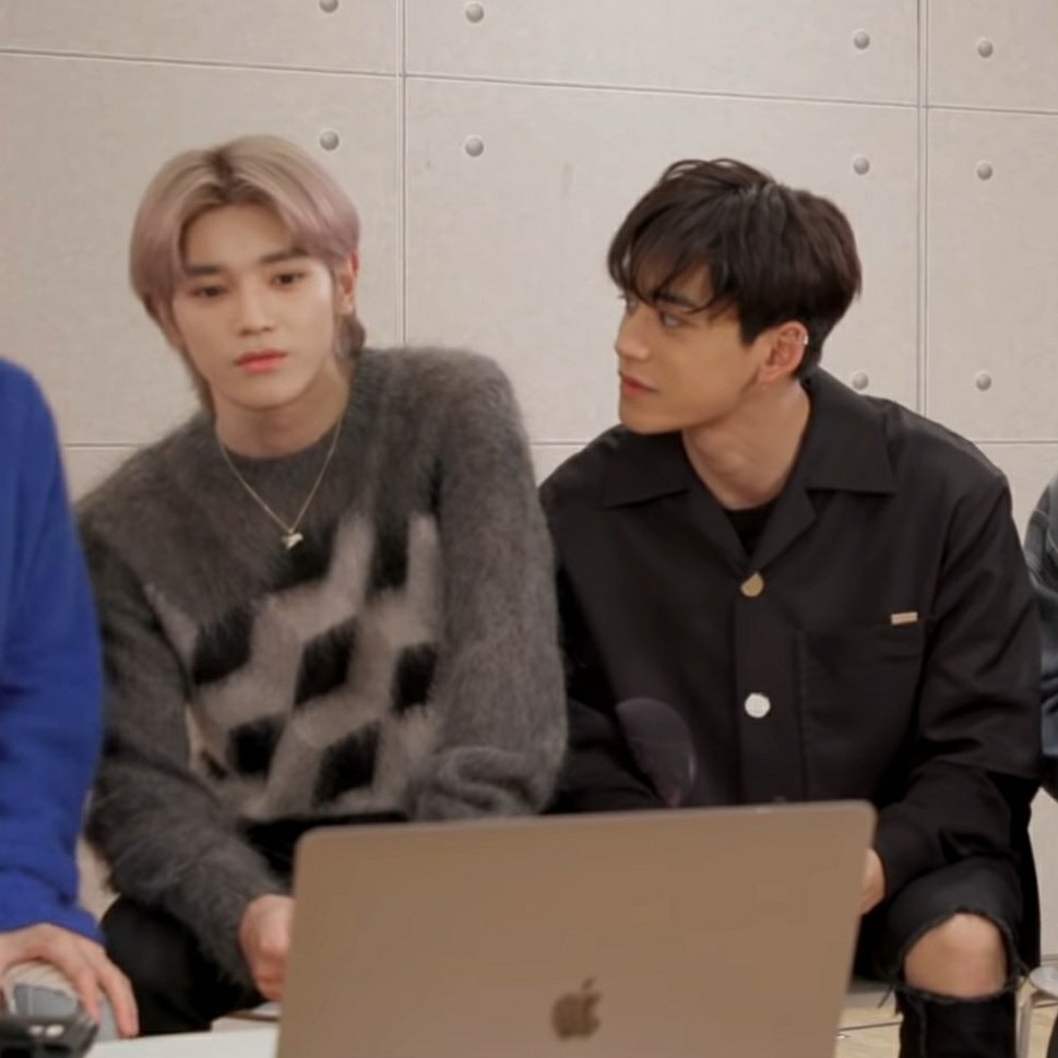 Just Yukhei caught staring at Taeyong   #Taeyong    #Lucas    #Luyong