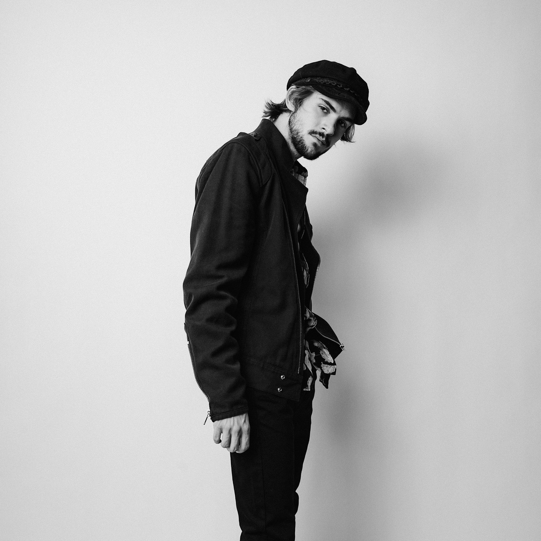 SESSIONS on X: Catch RYDYR performing live in Sessions this Thursday,  October 22 at 6PM PDT. No replays, no rewinds, no repeats. Don't miss it!  @colependery t.cothgu4pVeUh #livemusic #rydyr #sessionslive  #virtualconcert t.coPfwxsEntNs 