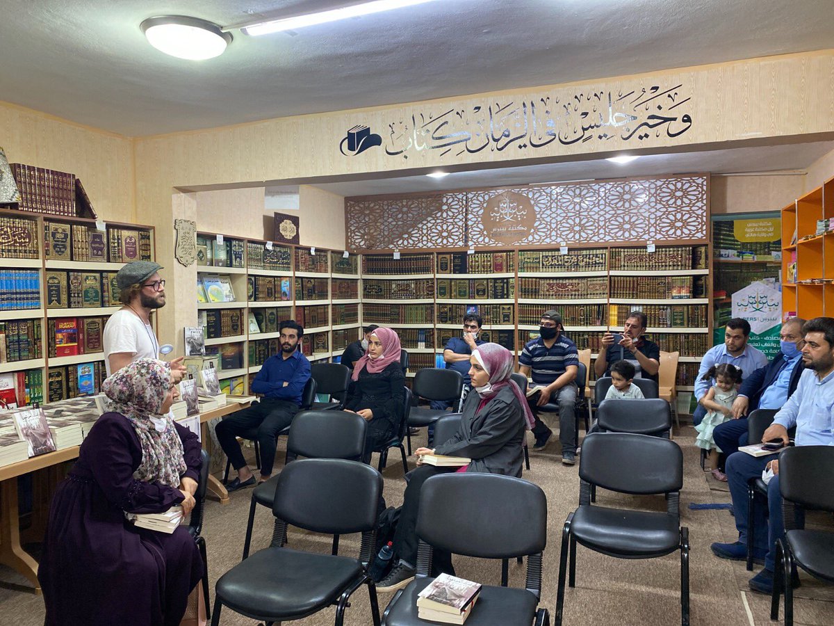 Hasanalmossa's tweet photo. فعالية توقيع 
كتاب ولدت مرتين 
من حكايا الدمع في سوريا 
حاولت جاهداً  ان أدون المسكوت عنه من حياة الناس بسطاء  الذين ال��قينا معاً خلال الثورة التي تحولت الى حرب وتداعياتها علينا.
هذا الكتاب ليس رواية ولا سيرة ذاتية ولا قصص قصيرة وانما الألم ستبقي  
ولكل دمعة في سوريا حكاية https://t.co/1dJxcZO8B8