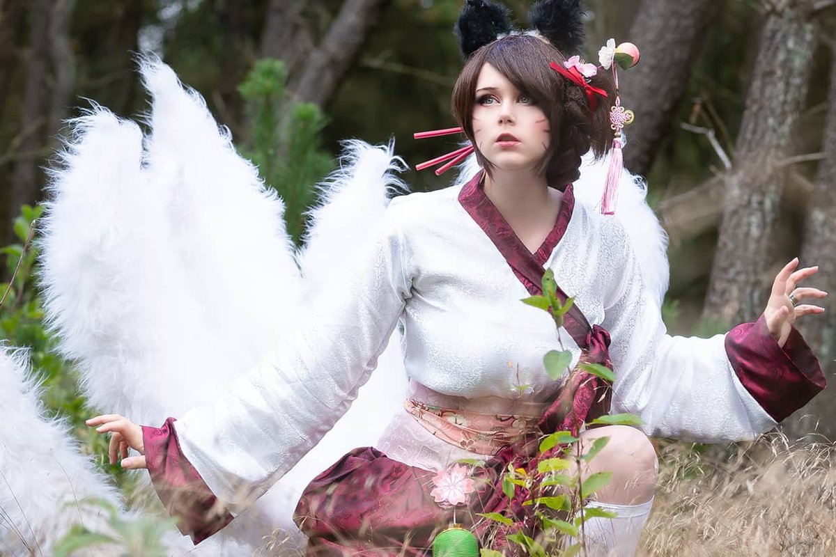 ❤ 
#LeagueOfLegends #Ahri #cosplay