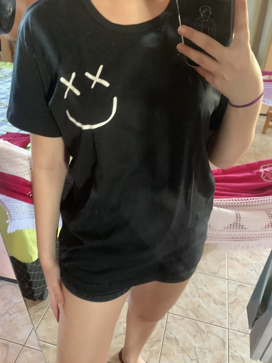 ltonlything's tweet photo. Minha blusinha da @wsscombr acabou de chegar e eu estou muito apaixonada!!! 
Muito obrigada por todo carinho, as coisas de vocês são incríveis e a blusa é exatamente do jeitinho que eu esperava 💖 https://t.co/VPky7YWMeW