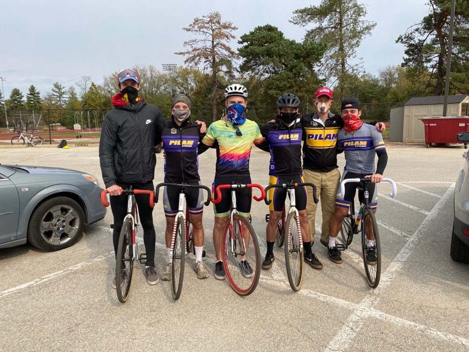 Shoutout to our bike team for their performance in the ITTs this past Saturday! Congratulations Garret for coming 33rd overall! We are excited to see all the work the team does this year! Keep working hard!