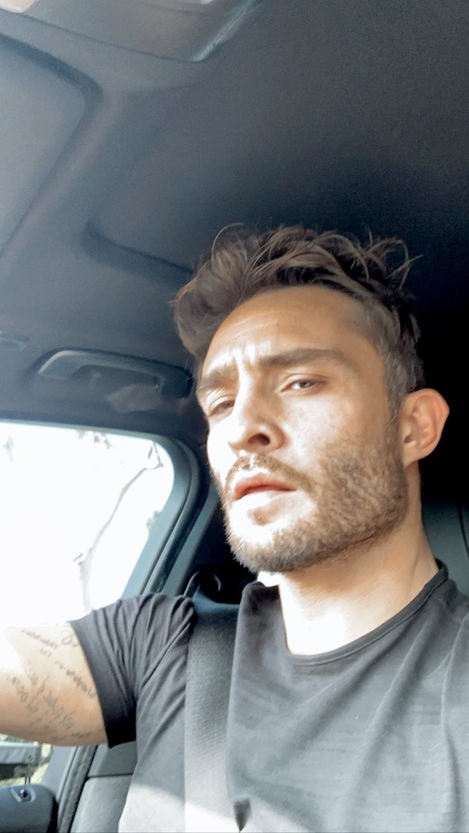 Ed Westwick tweet media