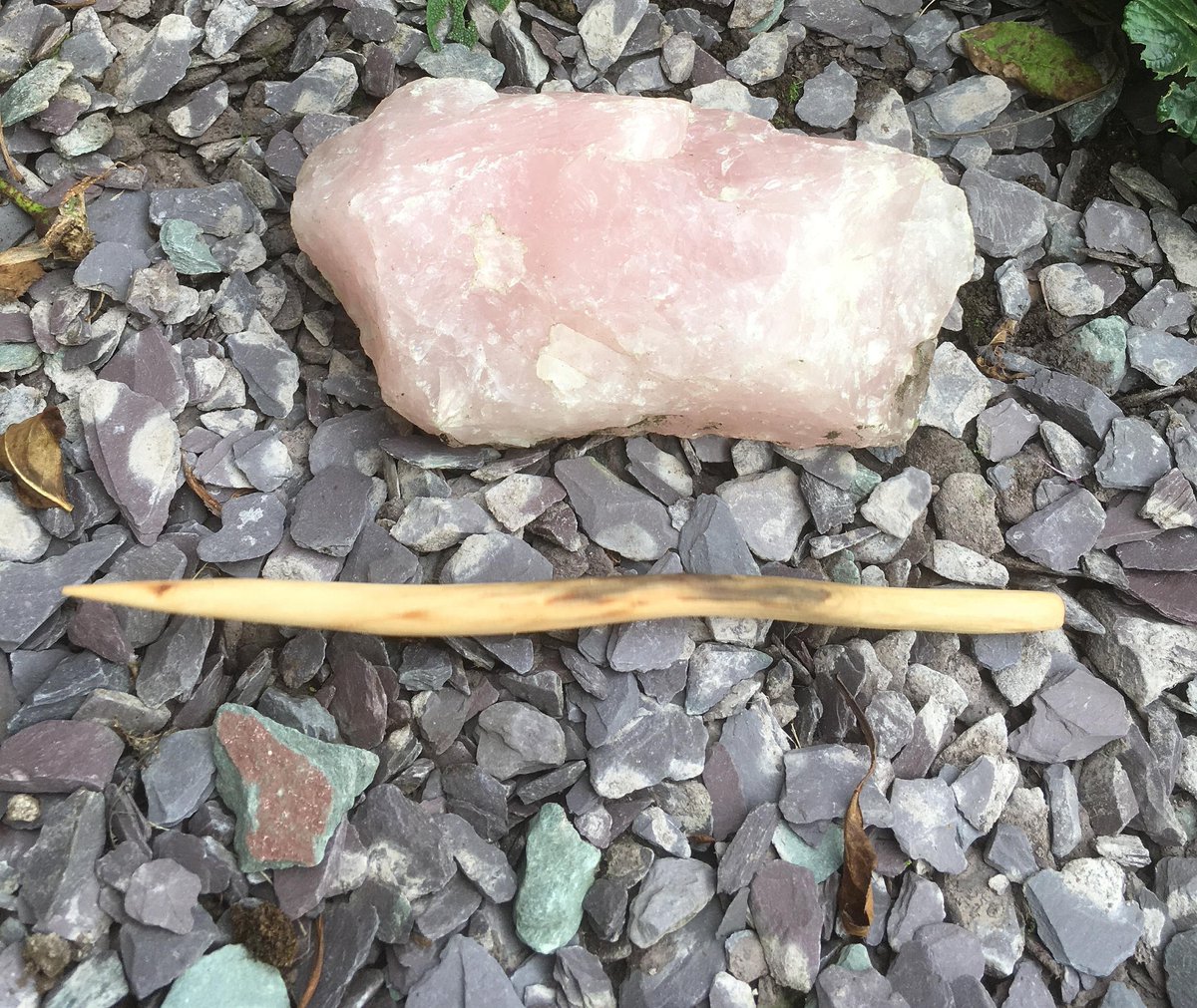 Melanie260198's tweet image. Thanks for the kind words! ★★★★★ "Absolutely gorgeous wand. Exactly what I was looking for! Fast shipping with lovely packaging. Thank you!" Kate F. #etsy #shamantools etsy.me/35nLUQW