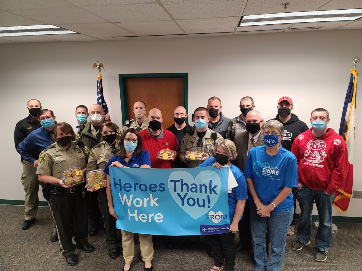 LinnCountySheriff (@linniasheriff) on Twitter photo Many thanks to our colleagues <a href="/UnityPointCR/">UnityPoint Health - Cedar Rapids</a> for providing us with the delicious cookies today as part of their "Heroes Work Here" recognition program, thanking us for all that we do everyday for them and the community. Many thanks to our colleagues <a href="/UnityPointCR/">UnityPoint Health - Cedar Rapids</a> for providing us with the delicious cookies today as part of their "Heroes Work Here" recognition program, thanking us for all that we do everyday for them and the community.