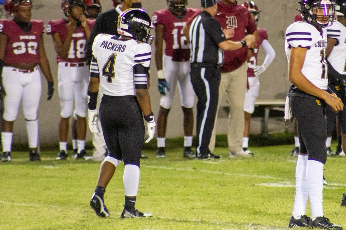 Coaches make sure you watch 2021 RB Jamaree Hill 5'10 185 of pure DAWG! elite burst to get in the endzone makes guys miss in short spaces and finishes runs violently! Do no miss out on this young man!
Twitter: <a href="/JHILL244/">JHILL24</a> 
HUDL: hudl.com/video/3/143844…