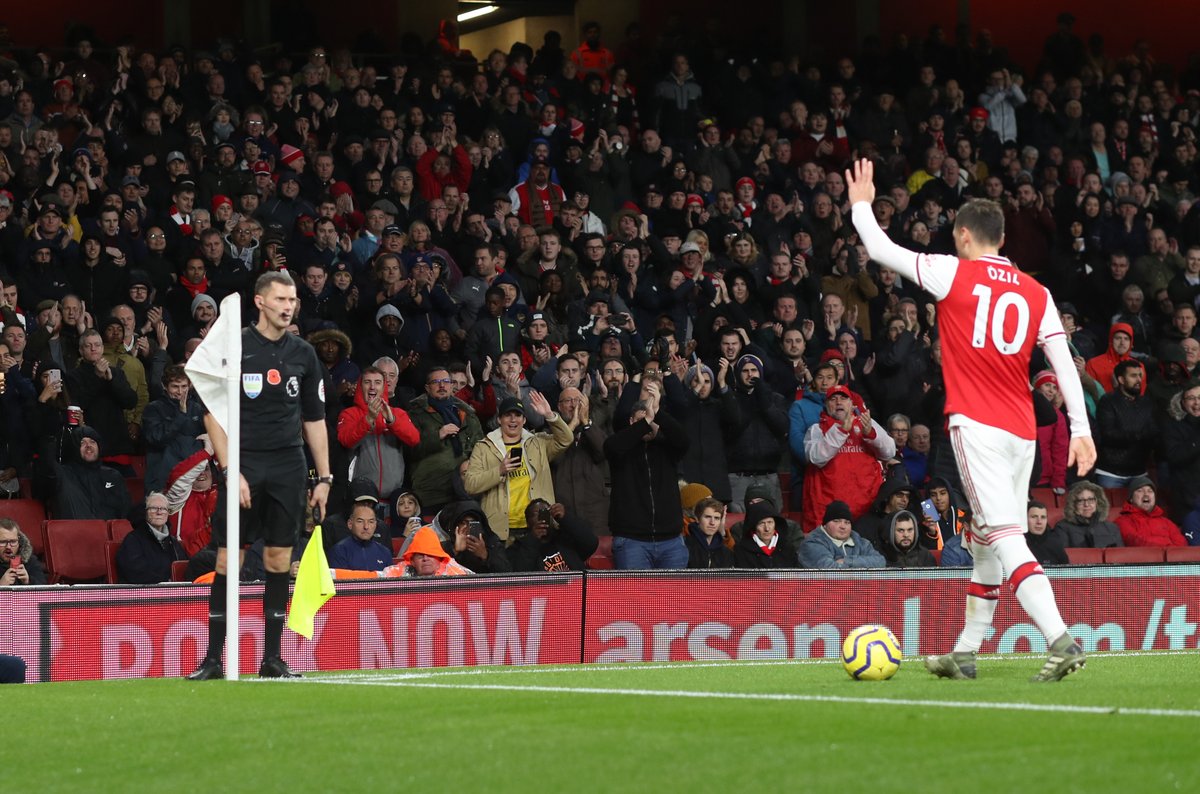 AFTVMedia's tweet photo. Mesut Ozil appreciation tweet. https://t.co/GW9GAlY1Jy