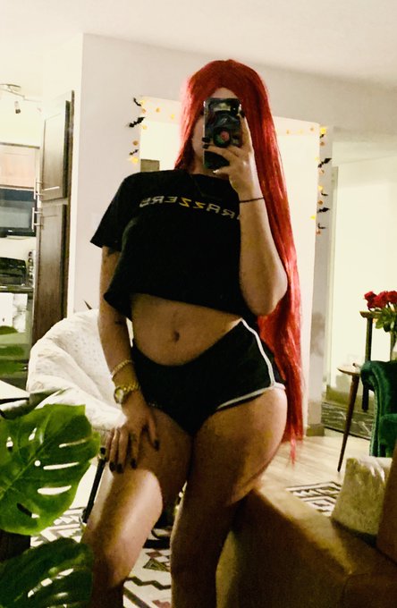 Wig came in for my costume. This long hair got me feelin some type of way lol   Can you guess who I&rsquo;ll<a href="/tag/missingcali"class="tags"><span>#missingcali</span></a>