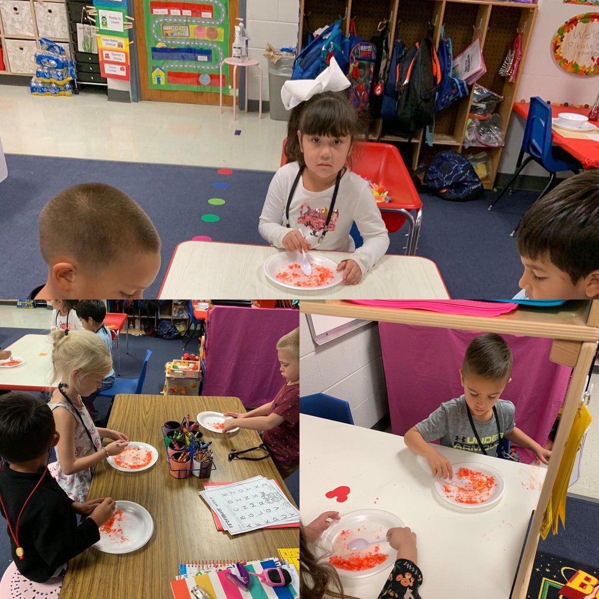IngramISD's tweet image. One of our sweet Pre - K classes  dyed salt to create a fun pumpkin picture. #fallcreativity #elementaryart #IngramPrideInside