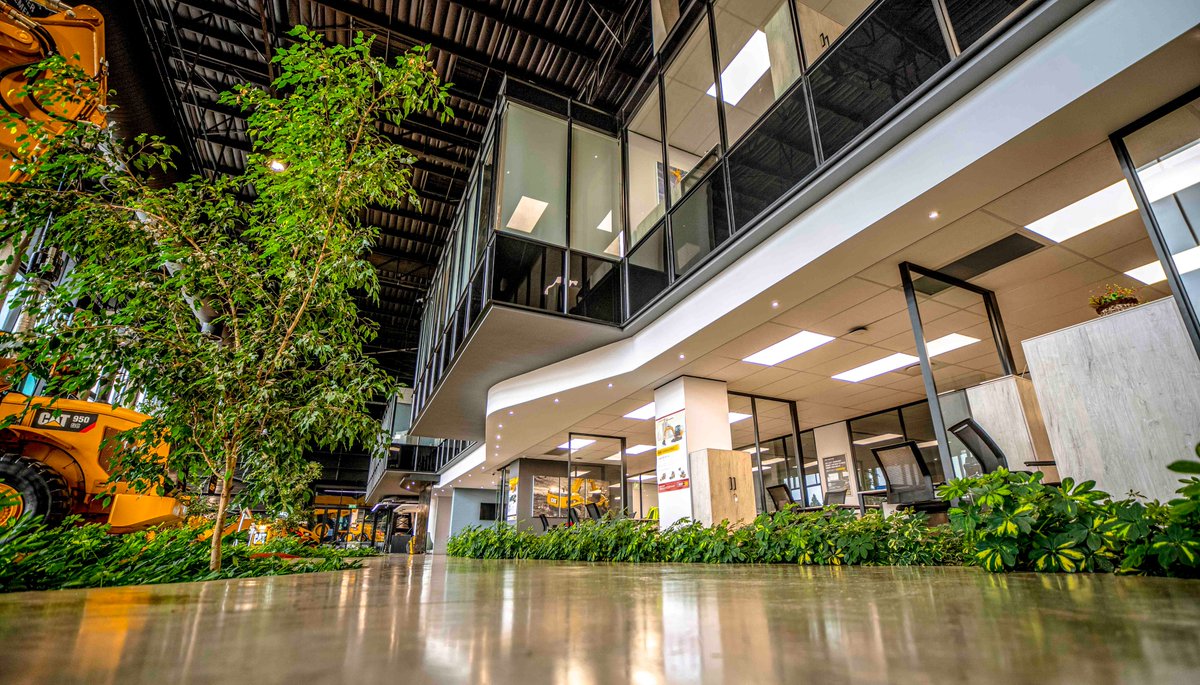 ngageeveryone's tweet image. Our AMAZING client #ParagonArchitects is part of yet another award-winning project! The @Barloworldequip &amp;amp; @CaterpillarInc Head Office &amp;amp; Showroom in Isando won big at the #SAISC Steel Awards 2020. 

👉 bit.ly/2T3vuHD  

#TheAgencyForIndustry #ParagonGroup #SAISCSteel20