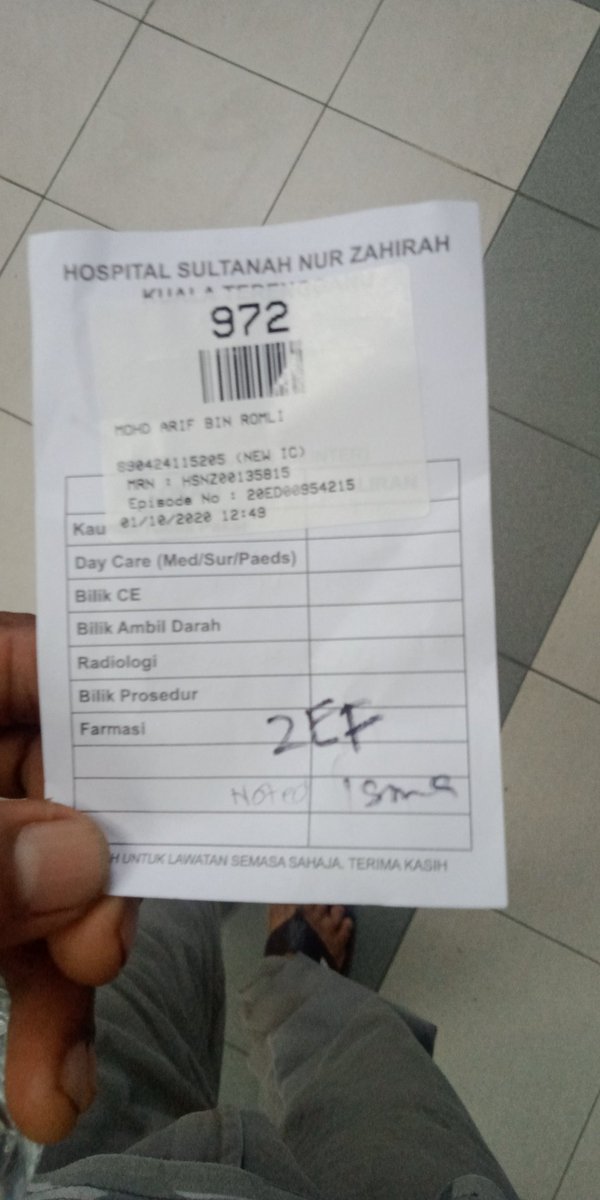 iwann1631's tweet photo. sy kemalangan pecah kepala.patah tgan..siap ad oku..minggu dpn nk kena buat pembedahan dlm kepala.bil api.nk kena potong..bil air. pempes ank.susu.rumh sewa. ..tlong lh skit sebyak..7626369619 cimb ..amat memelukan.mohon sumbangan sikit.. https://t.co/slpOyqaCxg