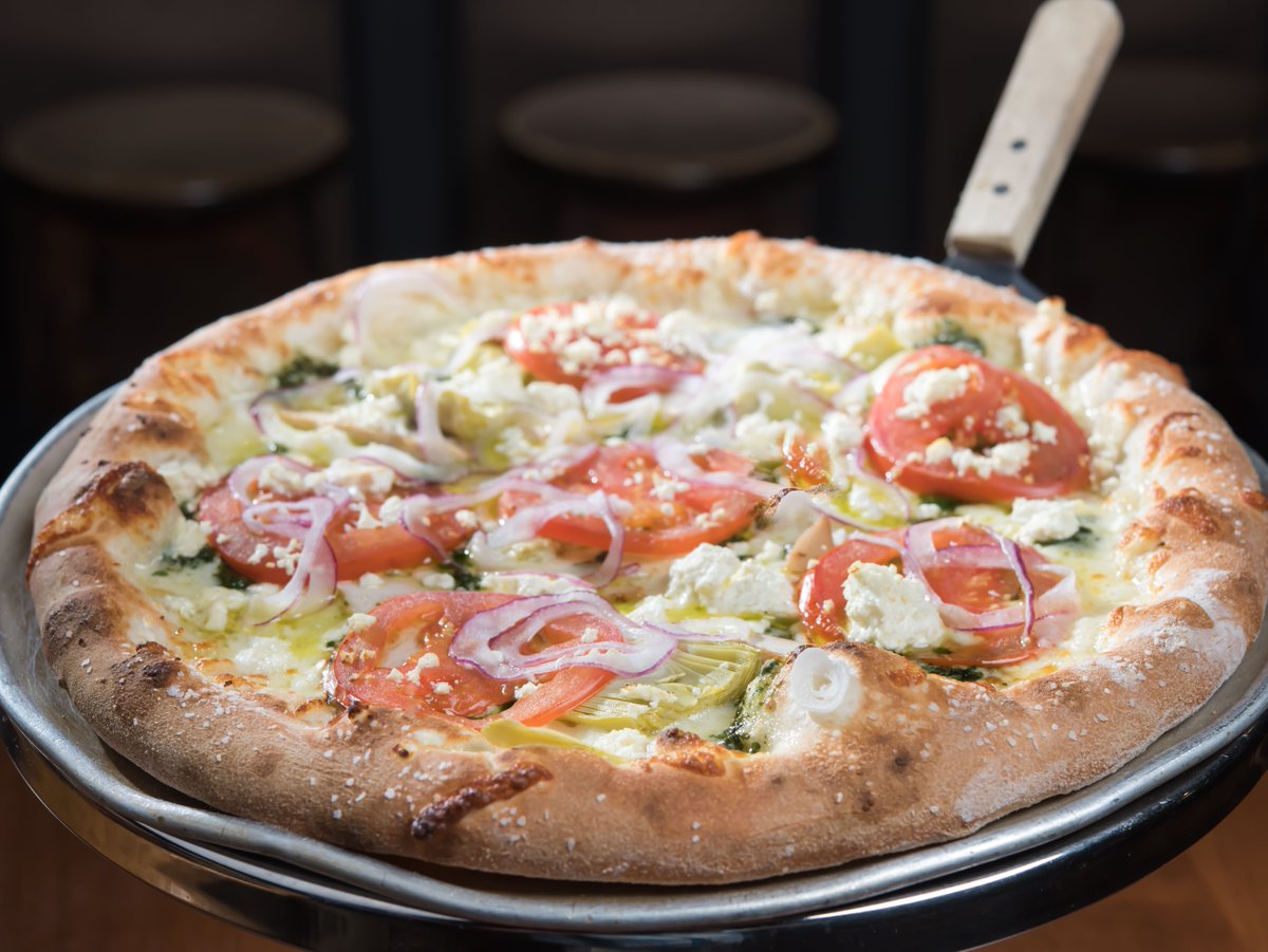 Ordering your favourite wood fire oven pizza and saucy wings just got easier. We've introduced online ordering at Butler's Bar &amp; Grill.

Simply visit 'Order Online' in our navigation to place yours bit.ly/2w95DWX

#niagaraonthelake #notl #niagaratakeout