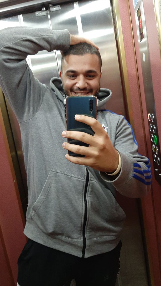 Affet beni krizemtem sokak.. Duuuuurrr diyemedim, yapma diyemedim!!