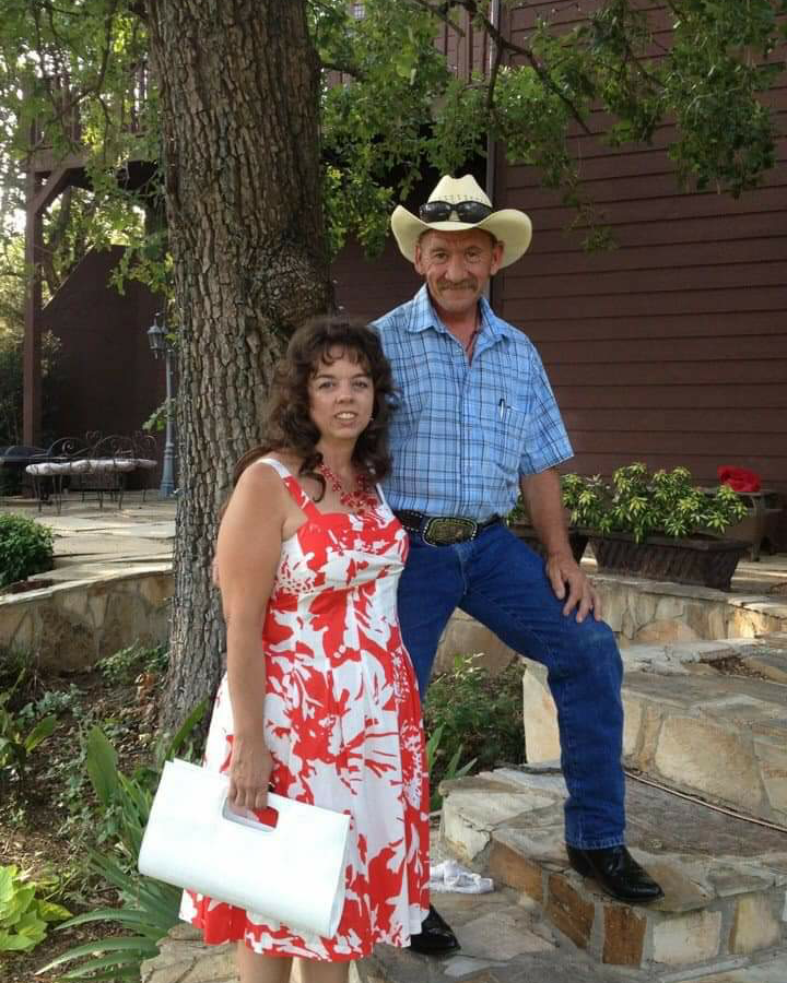 ChrchilCommerce's tweet photo. Yesterday marked the 30th year of marriage for Craig and his wife Skeeter. 30 years of love and family. Here's to 30 more! #churchillians #churchillfamily https://t.co/pJ9t3zPUcn