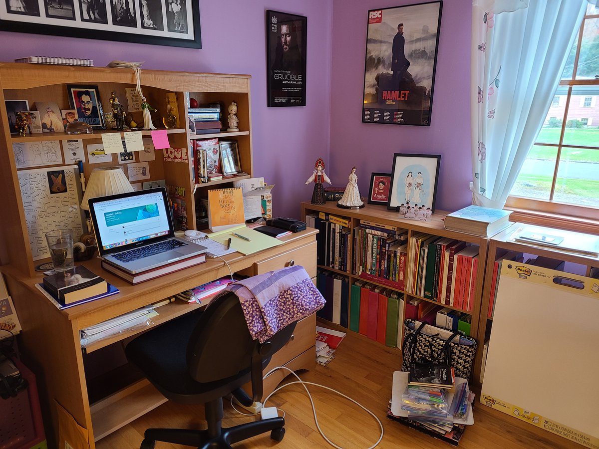 NFMiddleSaSmith's tweet image. My remote desk setup may look chock full o' stuff, but it has everything I need to carry on teaching. #keeponlearning