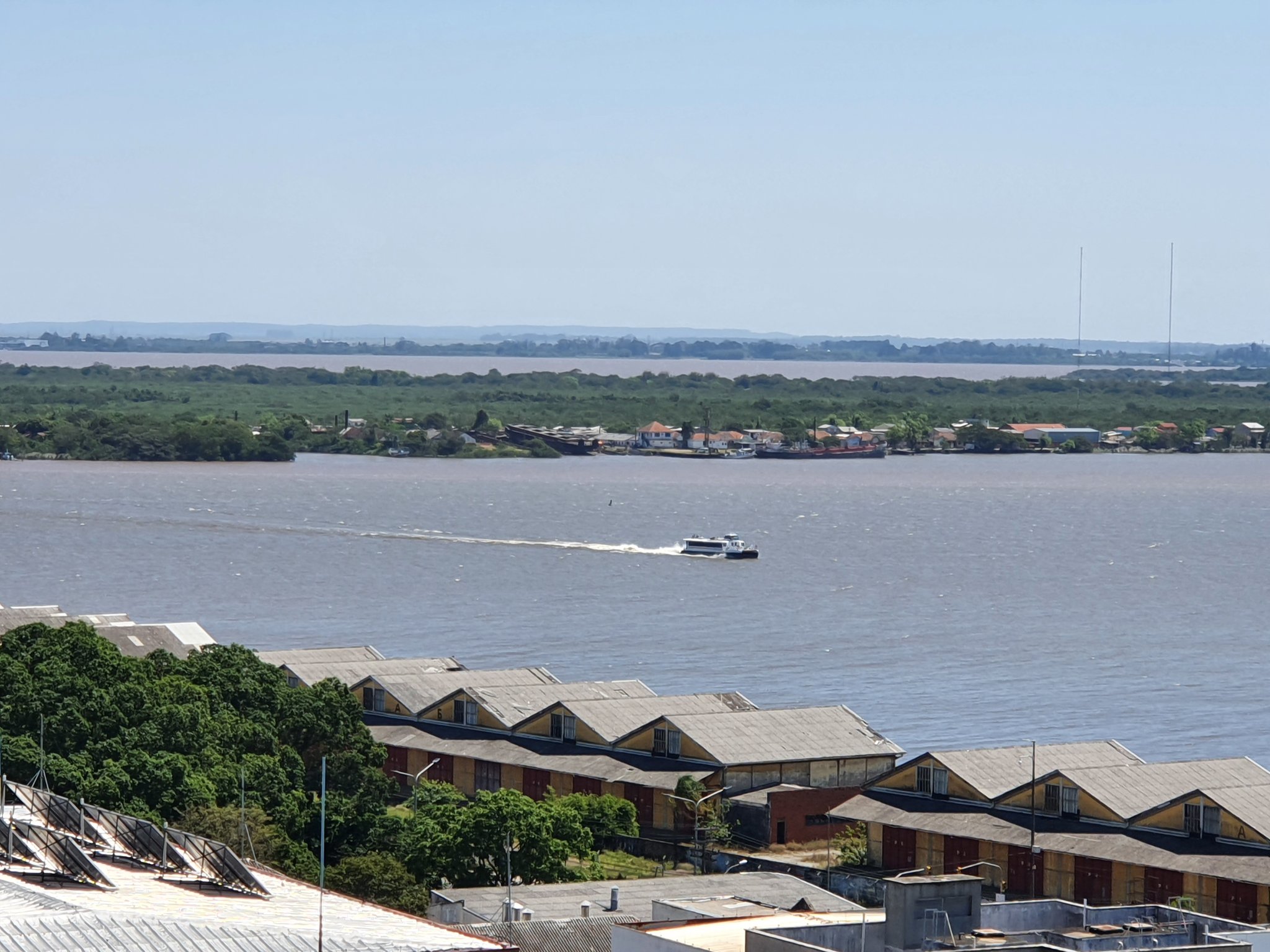 EkyMFr2WMAUox4C?format=jpg&name=large