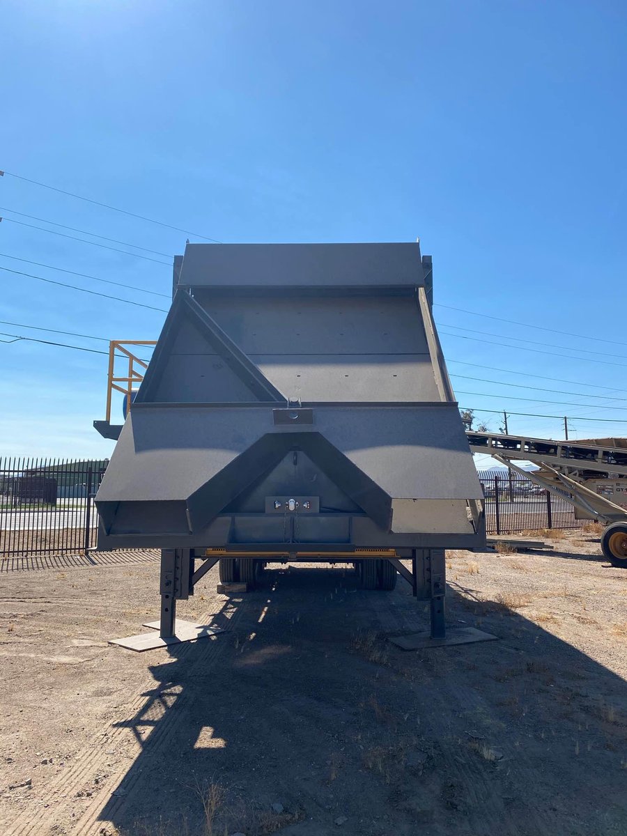 aggretek's tweet image. Portable Horizontal Screen delivered! ASH8203 #Aggretek #PortableAggregate #horizontalScreen