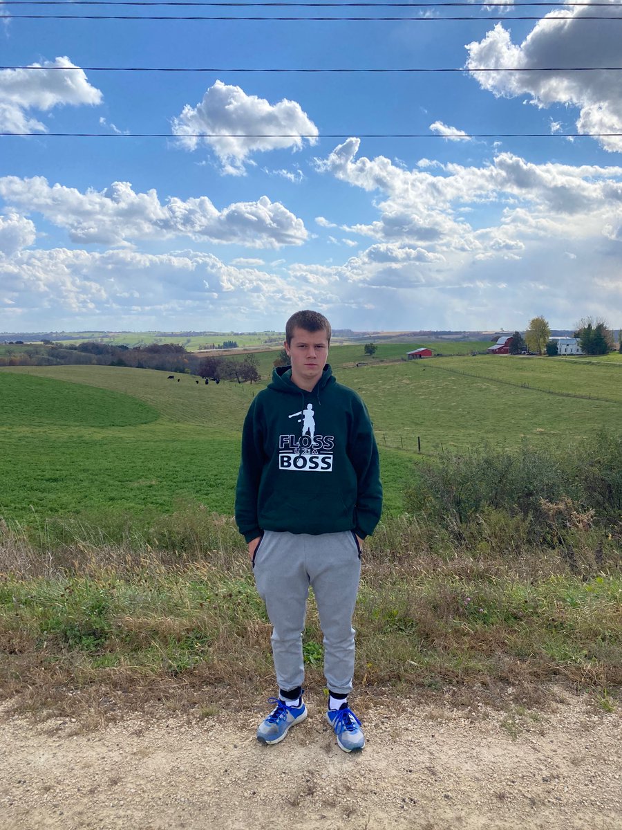 Someone please have sex with me 18+ female ONLY