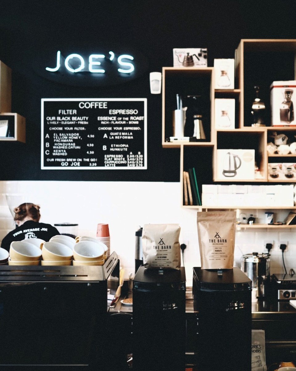 Two Mythos 2's on a Tuesday? Must be the luck of the Irish. 

🗺️ Joe's Coffee, Dublin